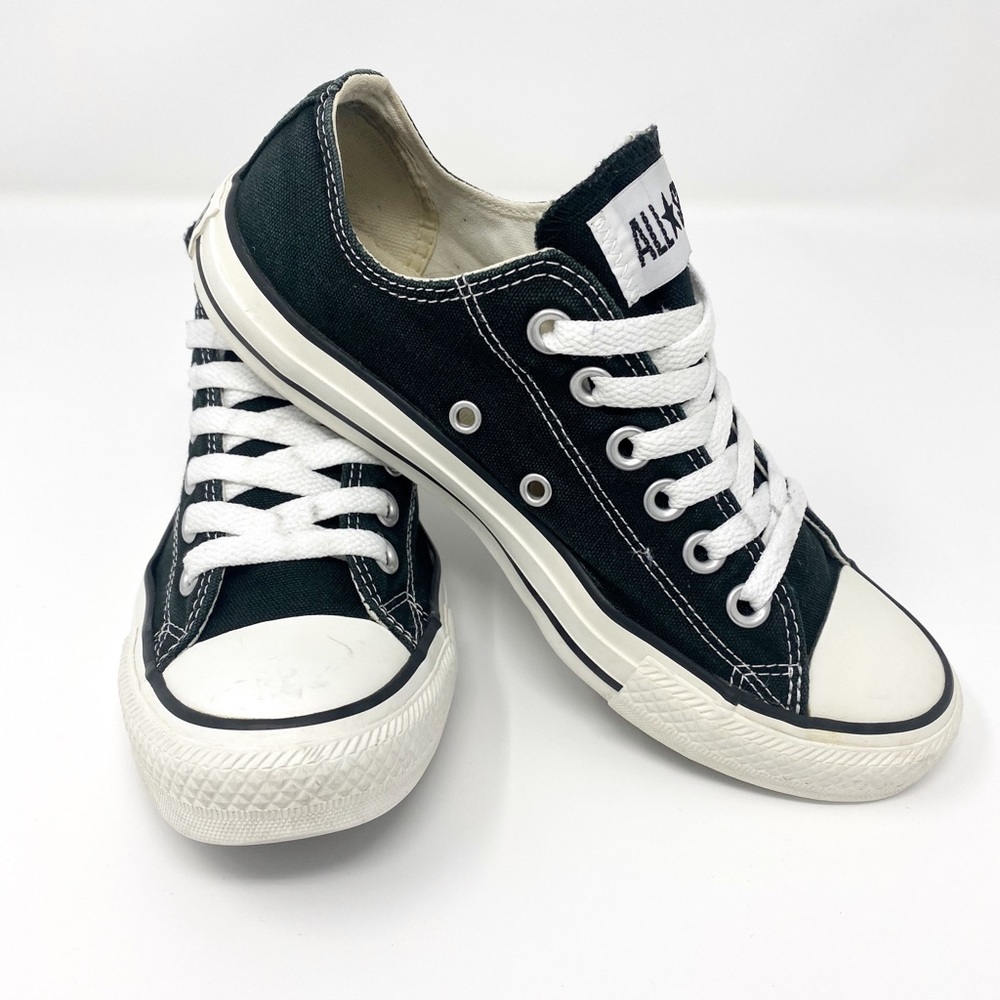 CONVERSE CHUCK TAYLOR ALL STARS | Size 6.5 - Picture 2 of 8